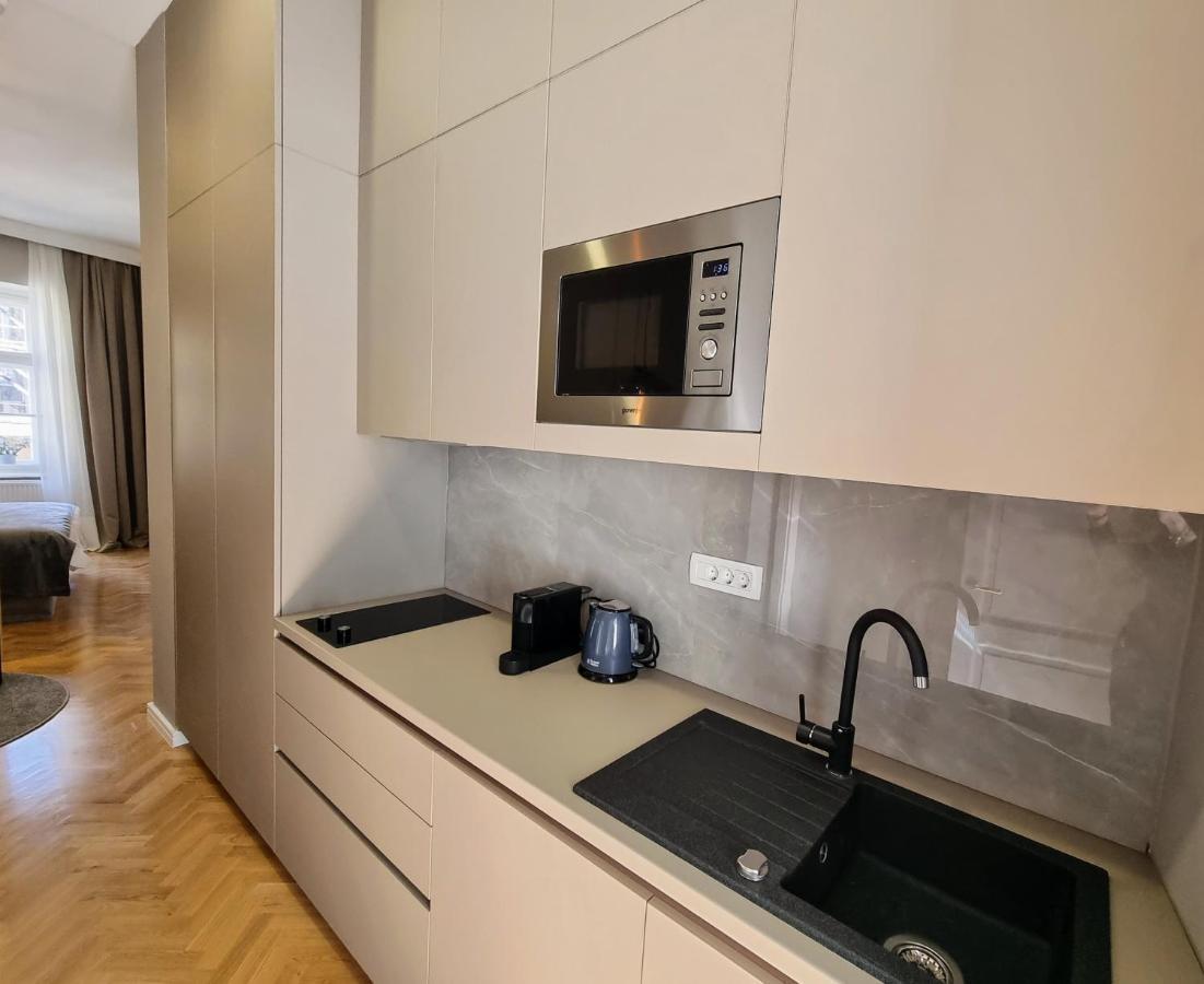 Mint Boutique Studio Apartments 3 Zágráb Kültér fotó